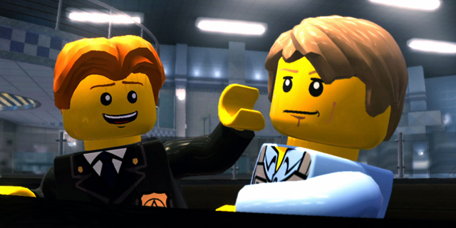 LEGO City: Undercover: Building citizens